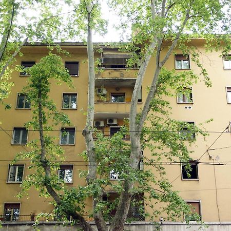 Family'S Apartment Trastevere Rome Exterior photo